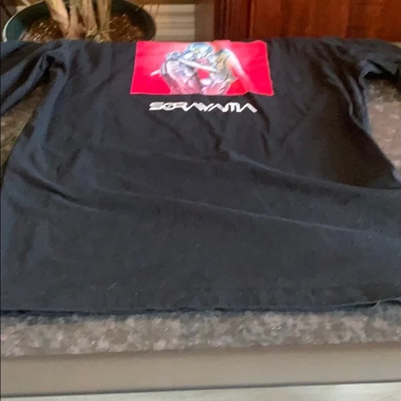 Forever 21 Artist Edition size medium - Picture 4 of 4